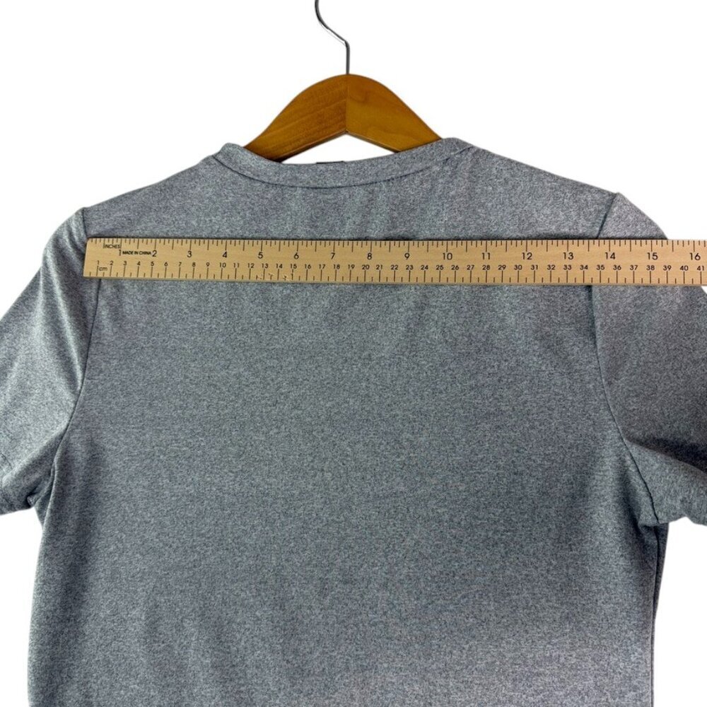 Women’s Gray Short Sleeve Bodysuit Size Large Stretchy Fitted Snap Closure - Picture 8 of 9